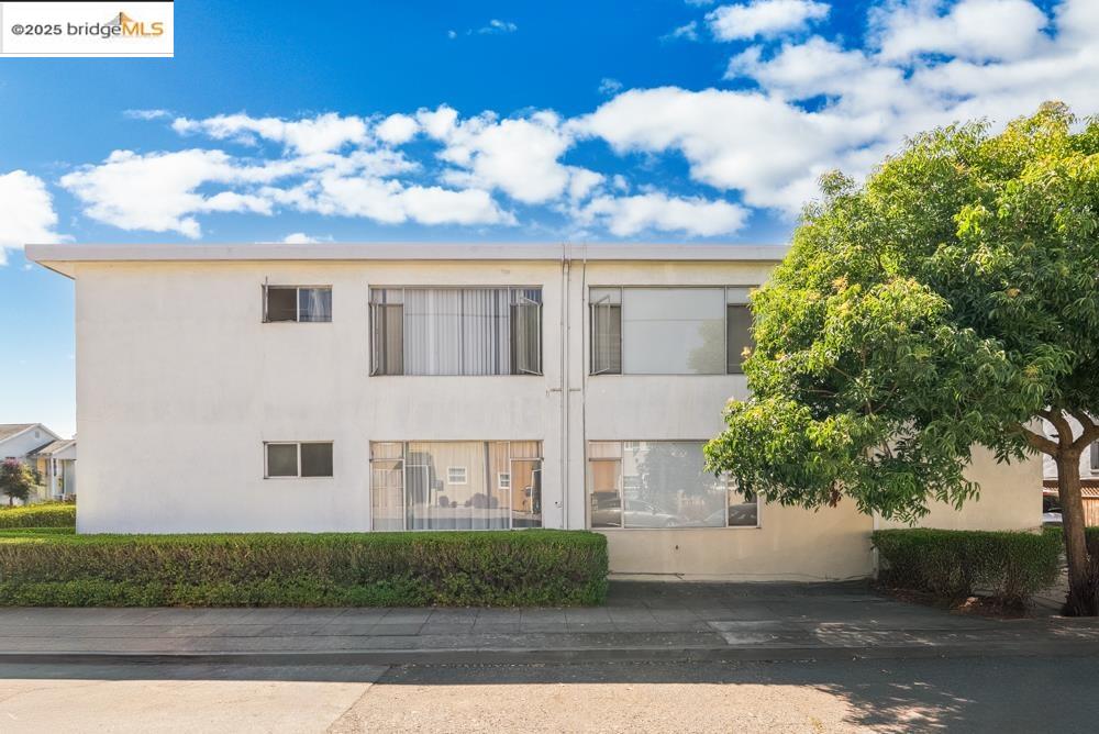 1728 Curtis Street Berkeley, CA 94702 - Photo 12 of 21 a front view of a house with a yard