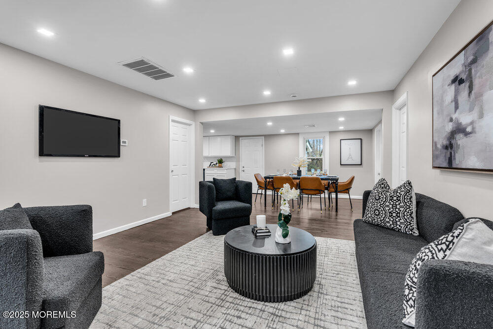 35 Strickland Road Freehold, NJ 07728 - Photo 11 of 38 039_dsc09548_233