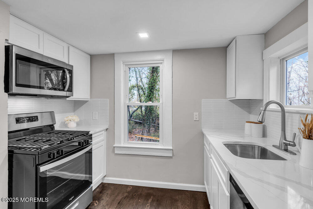 35 Strickland Road Freehold, NJ 07728 - Photo 17 of 38 046_dsc09583_774
