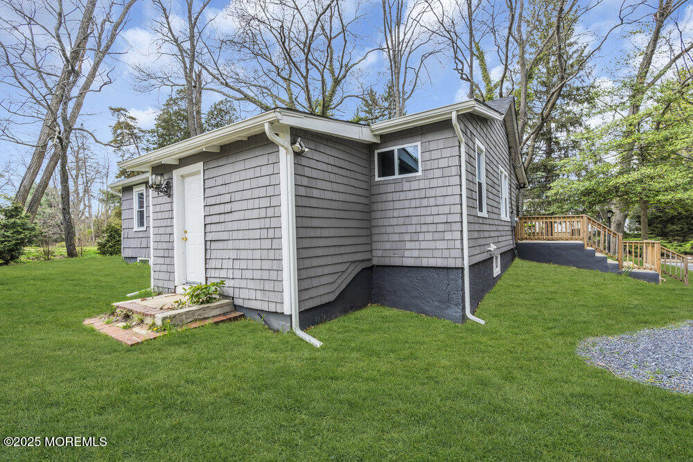 35 Strickland Road Freehold, NJ 07728 - Photo 38 of 38 069_dsc07020-1_579