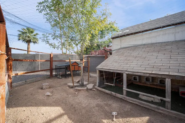 $2,350 | 4515 West Shaw Butte Drive, Glendale, AZ 85304