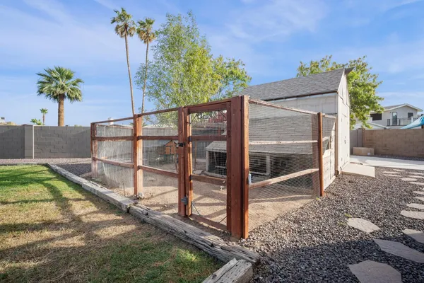 $2,350 | 4515 West Shaw Butte Drive, Glendale, AZ 85304