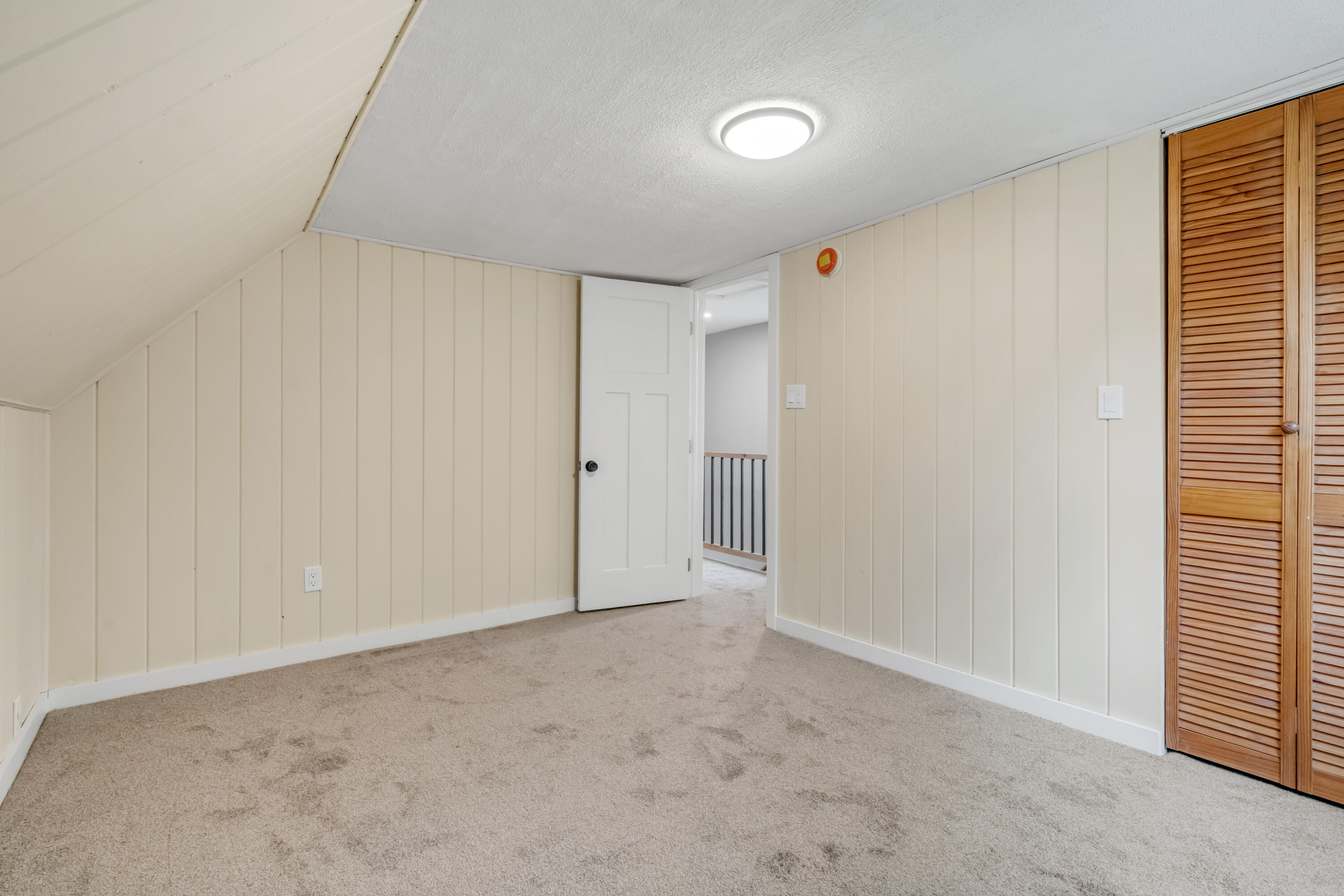 1618 Hotel Road Auburn, ME 04210 - Photo 16 of 32 DSC05141