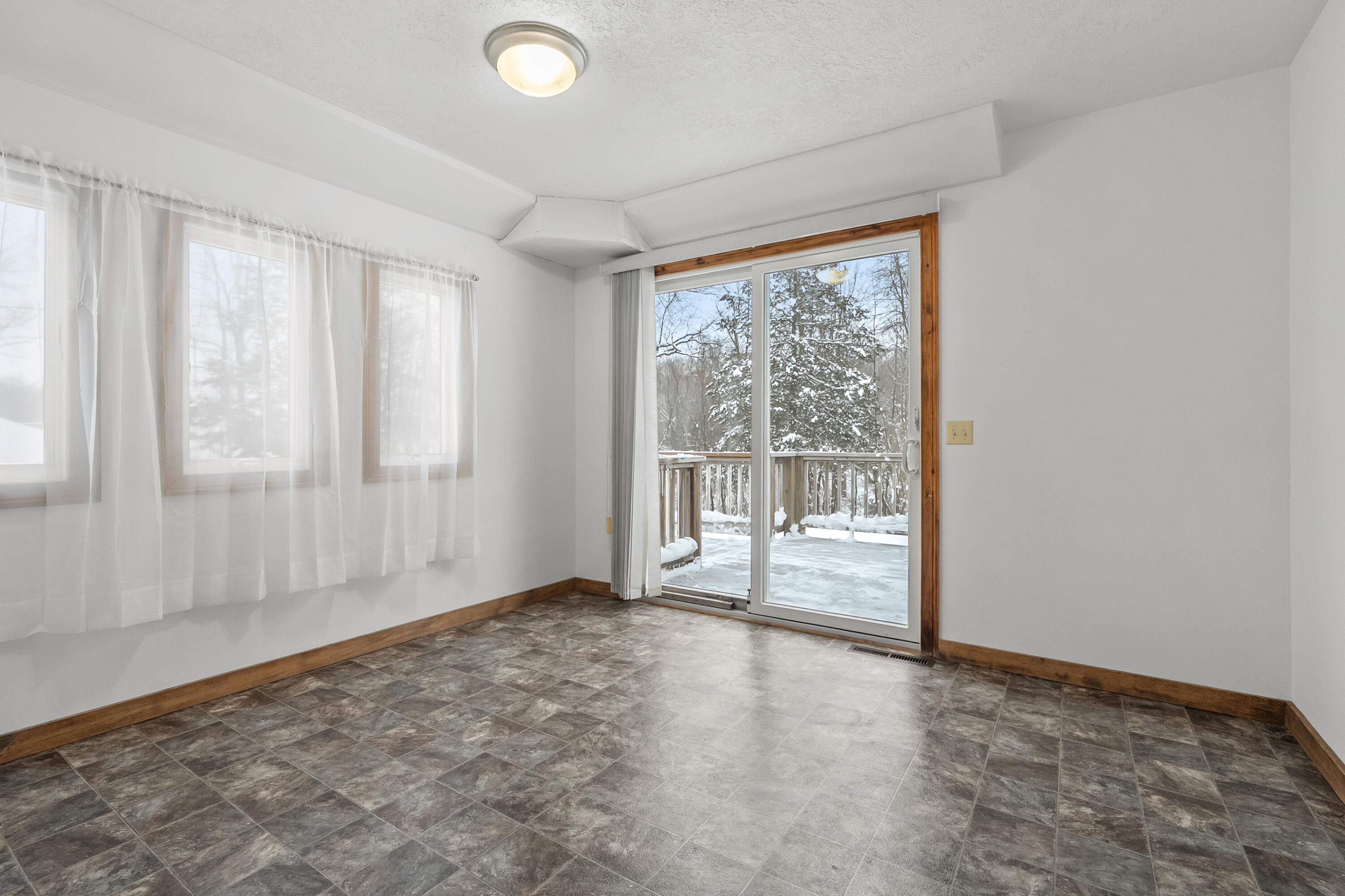 1707 Bristol Road Delton, MI 49046 - Photo 33 of 50 Bristol Rd 1707 Delton 49046-12