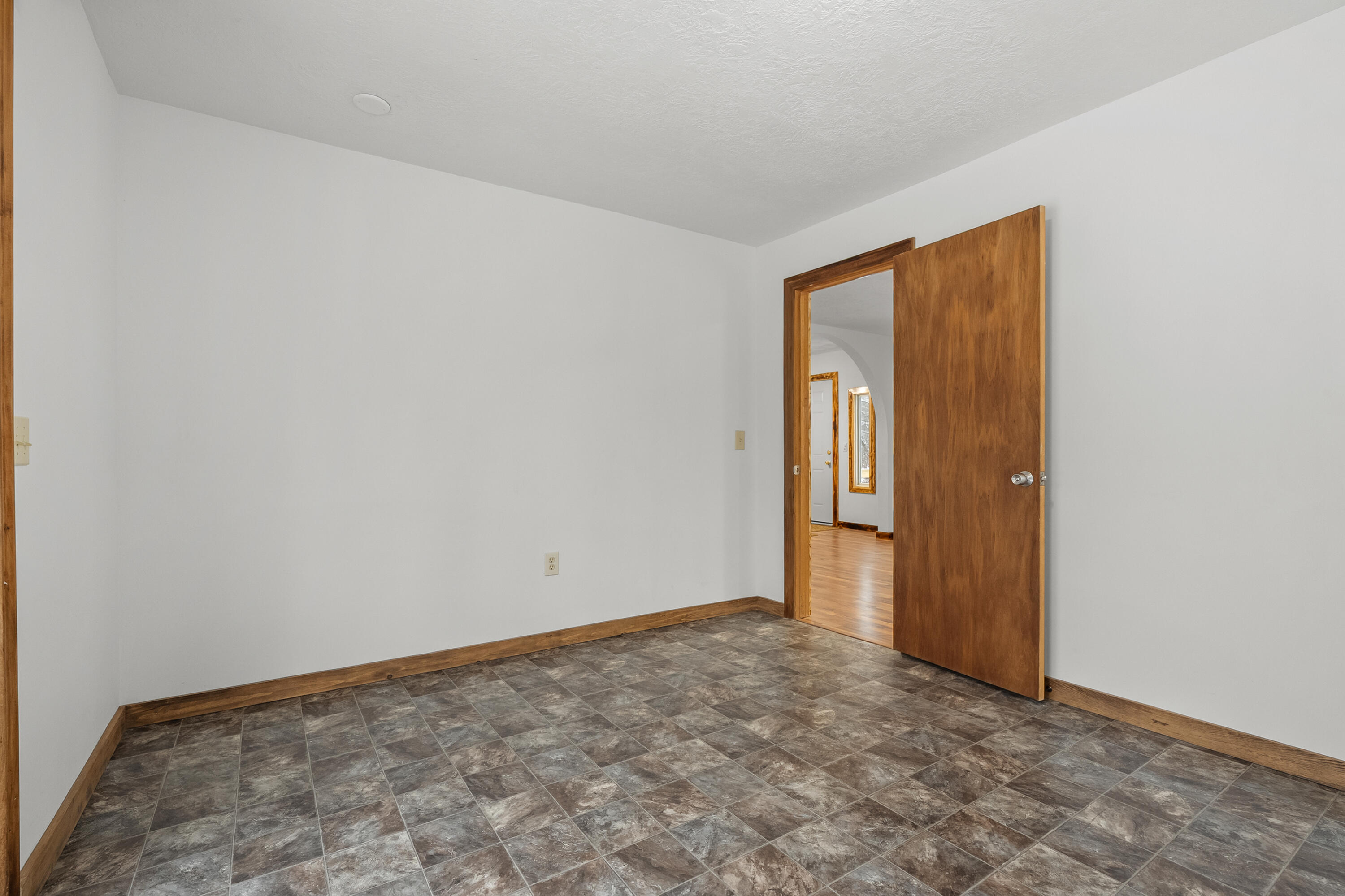 1707 Bristol Road Delton, MI 49046 - Photo 34 of 50 Bristol Rd 1707 Delton 49046-13