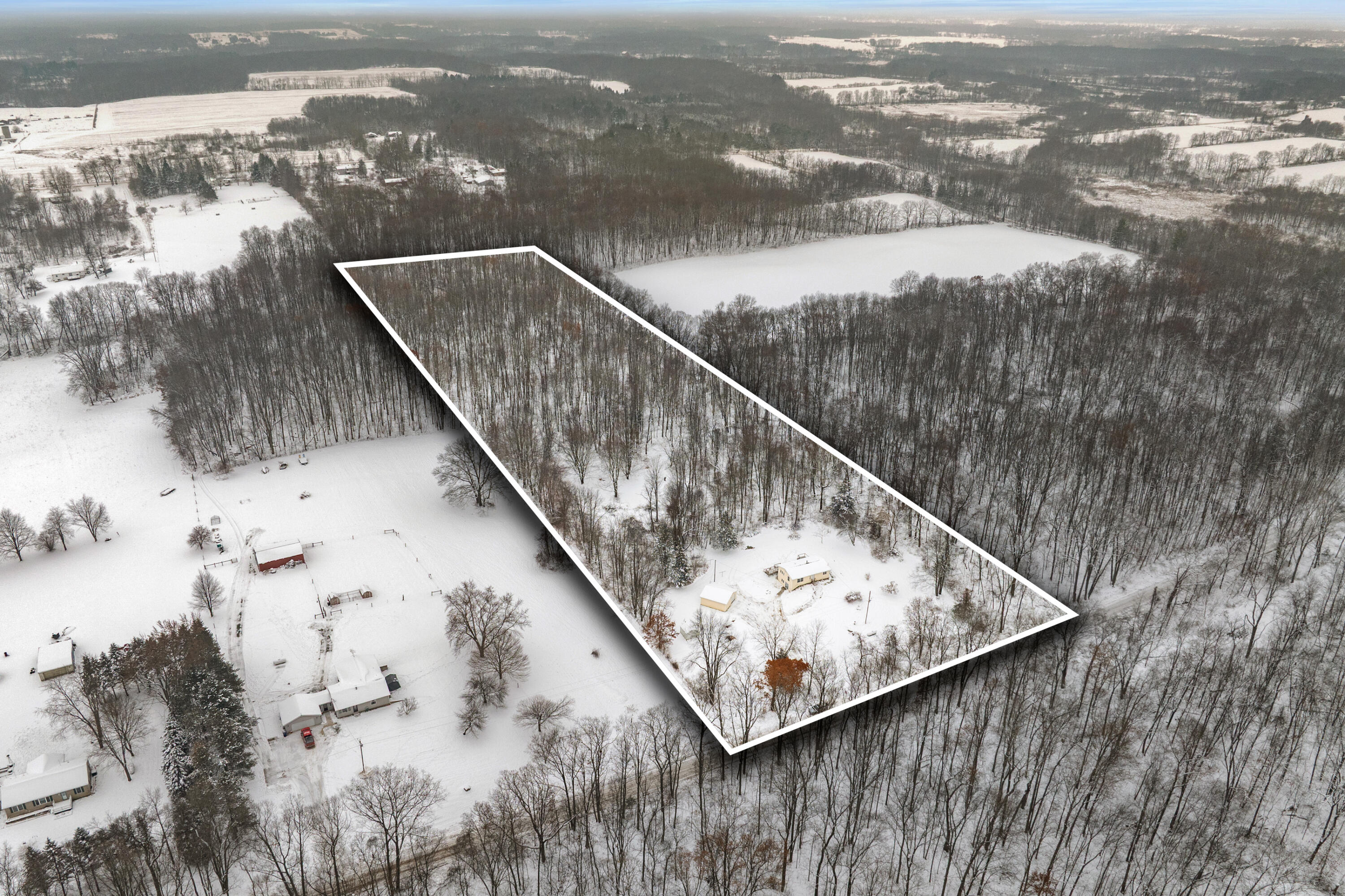 1707 Bristol Road Delton, MI 49046 - Photo 44 of 50 Bristol Rd 1707 Delton 49046-40