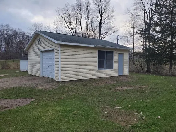 $349,900 | 1707 Bristol Road, Delton, MI 49046