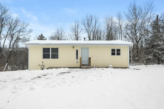 $349,900 | 1707 Bristol Road, Delton, MI 49046