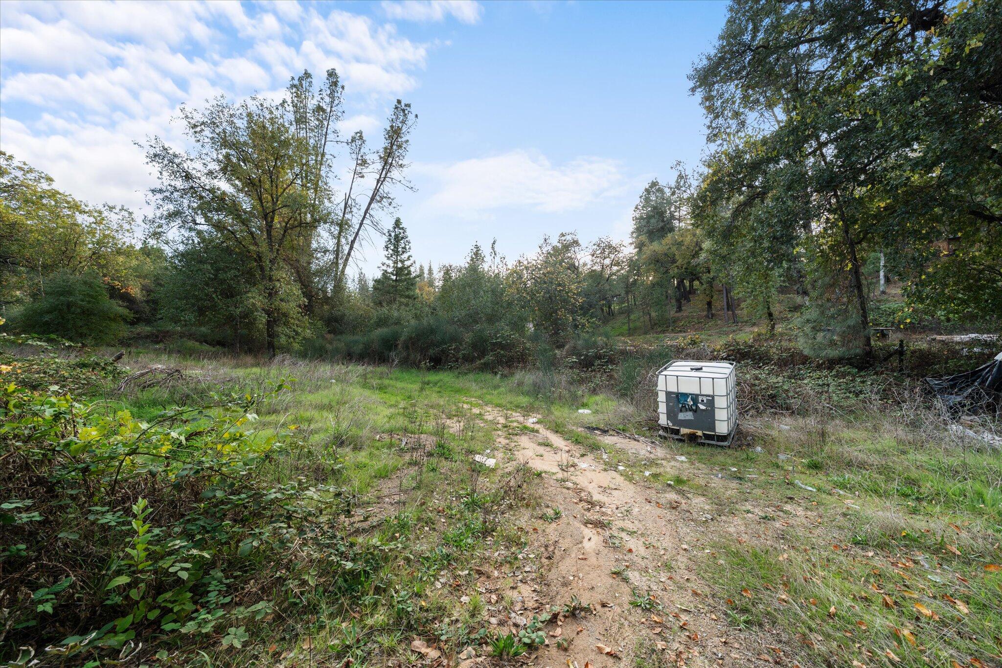 19761 Grey Rock Way Redding, CA 96003 - Photo 25 of 26 25-BiggerFlow Real Estate Media-24