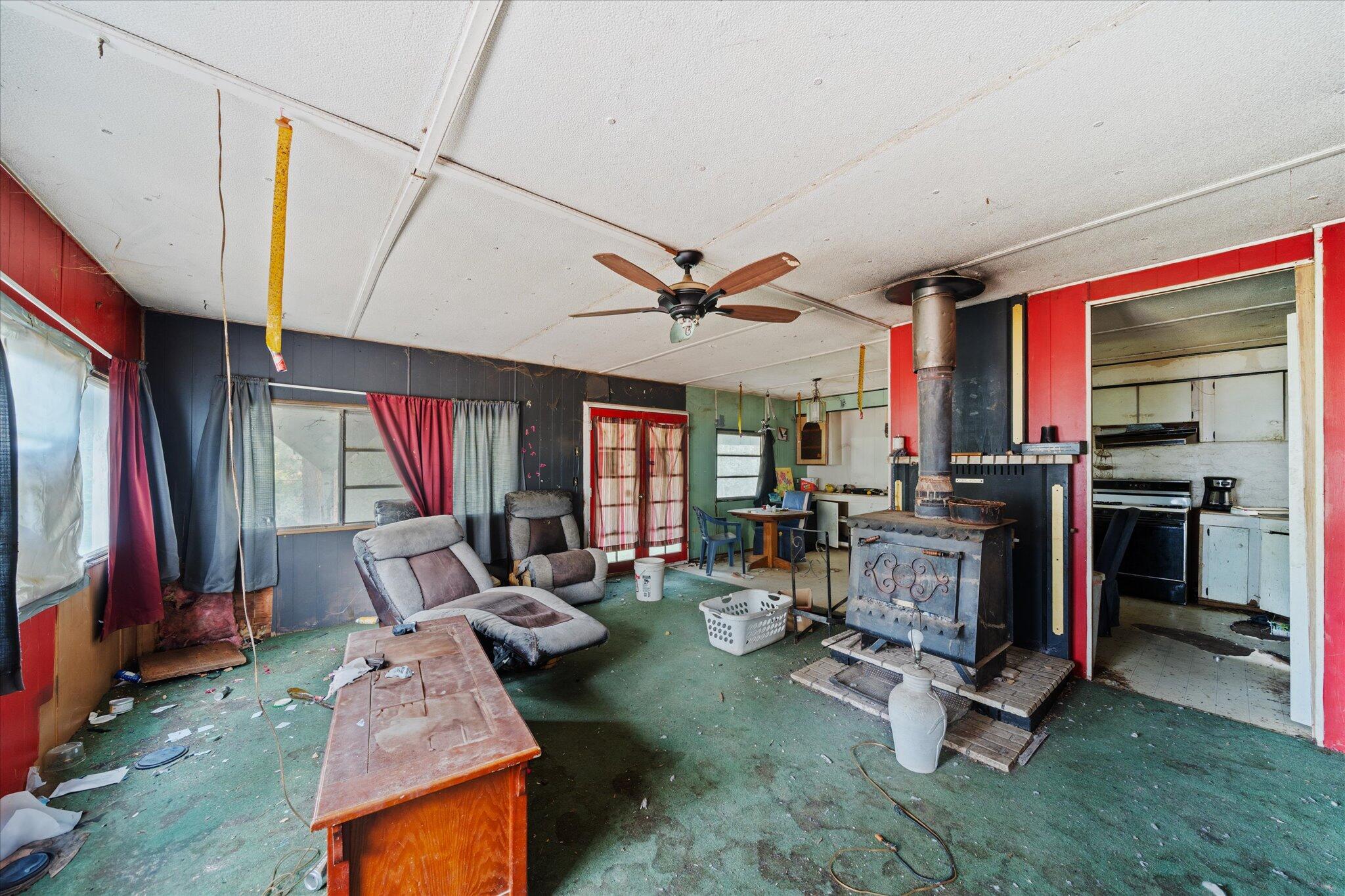 19761 Grey Rock Way Redding, CA 96003 - Photo 7 of 26 07-BiggerFlow Real Estate Media-6