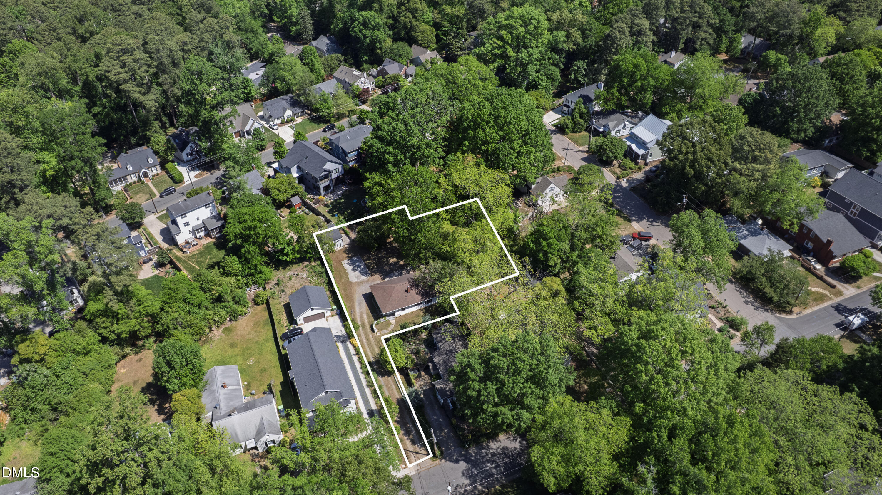 711 Latta Street Raleigh, NC 27607 - Photo 3 of 17 Bedford (2)