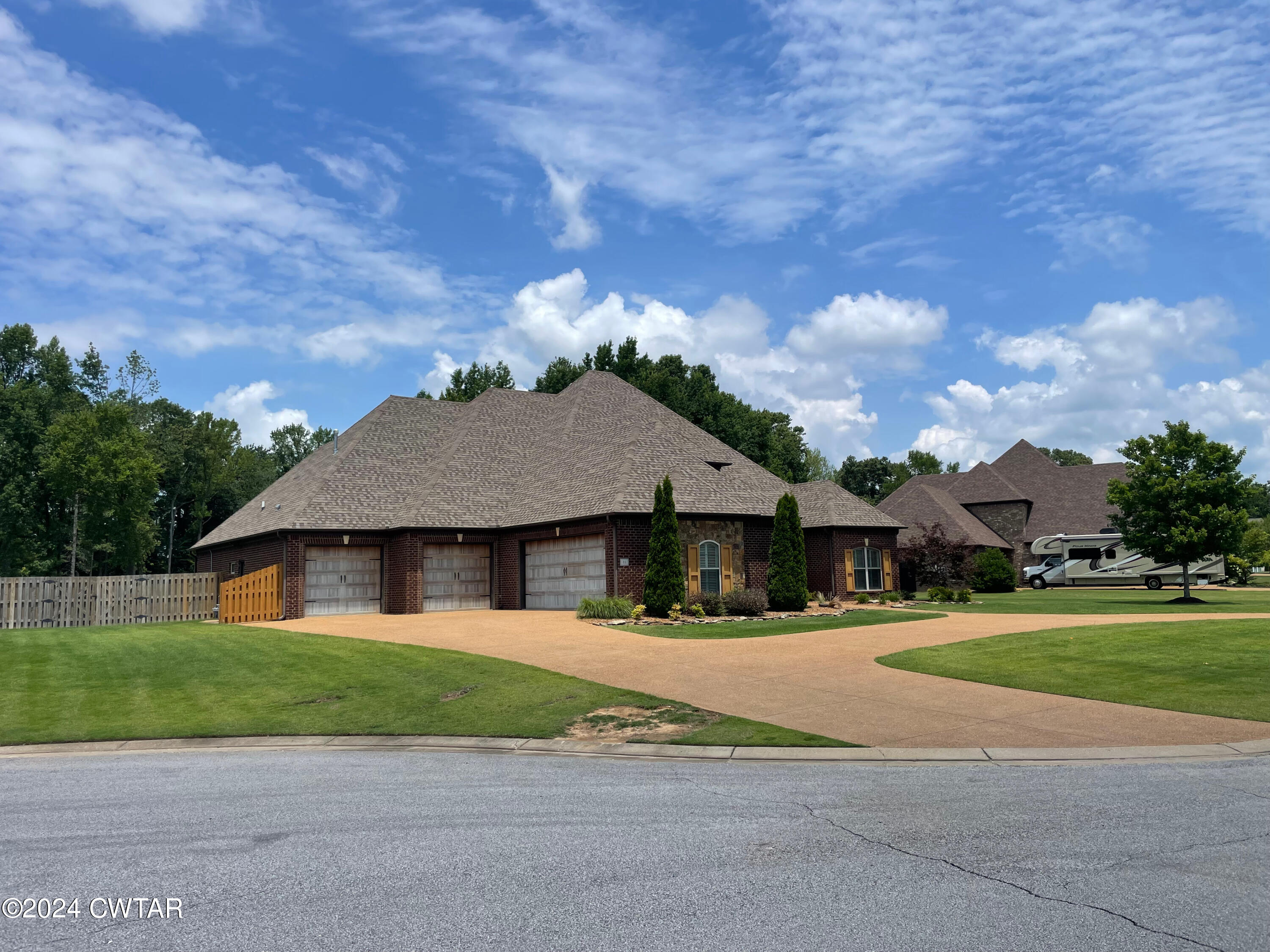 11 Rochester Cove Jackson, TN 38305 - Photo 2 of 8 IMG_8017