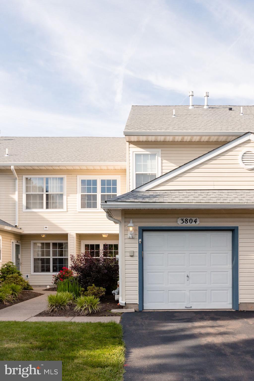 3804 Sterling Road, Unit 141 Yardley, PA 19067 - Photo 2 of 47 Gallery Image 2