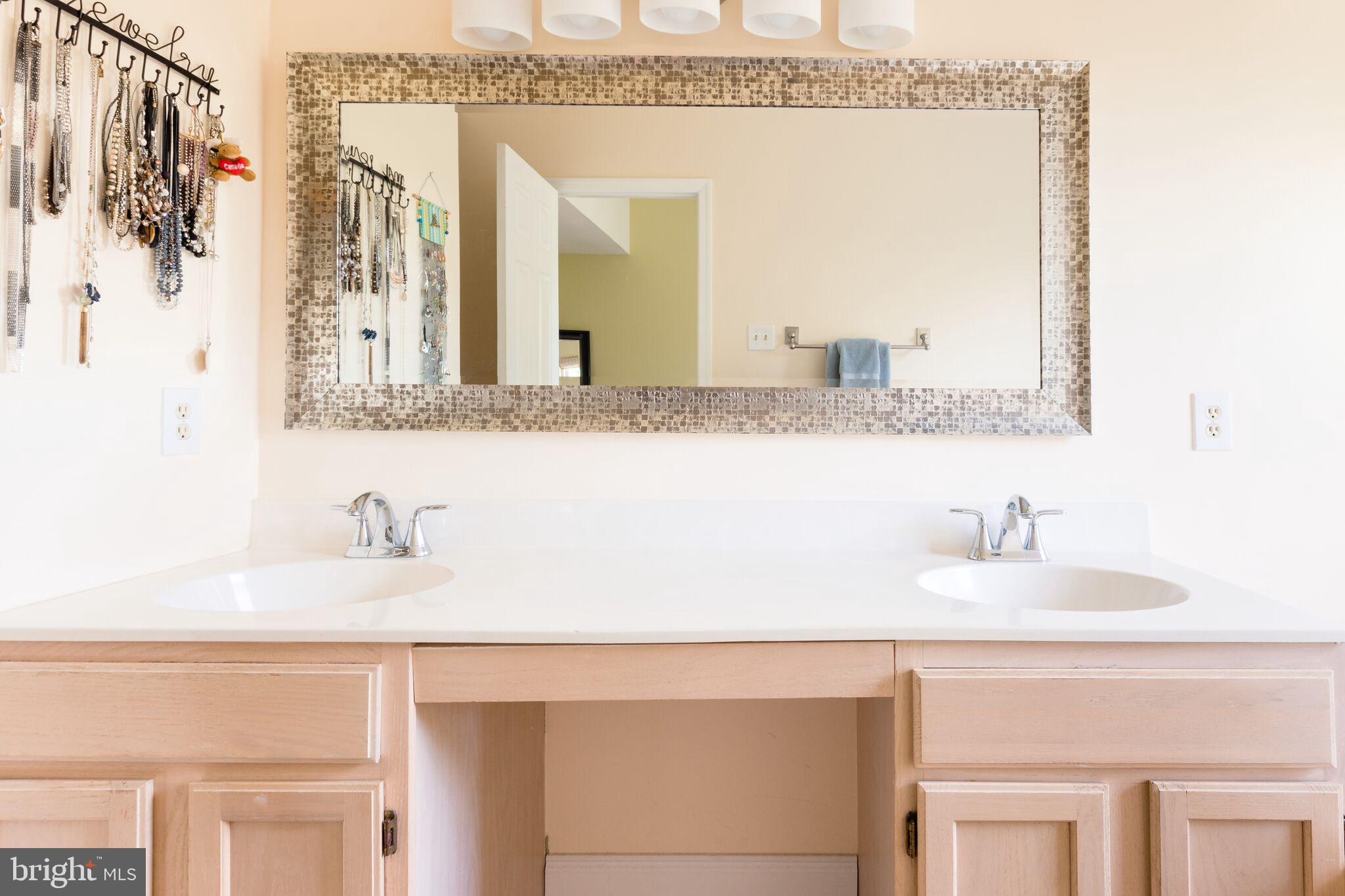 3804 Sterling Road, Unit 141 Yardley, PA 19067 - Photo 9 of 47 Gallery Image 9