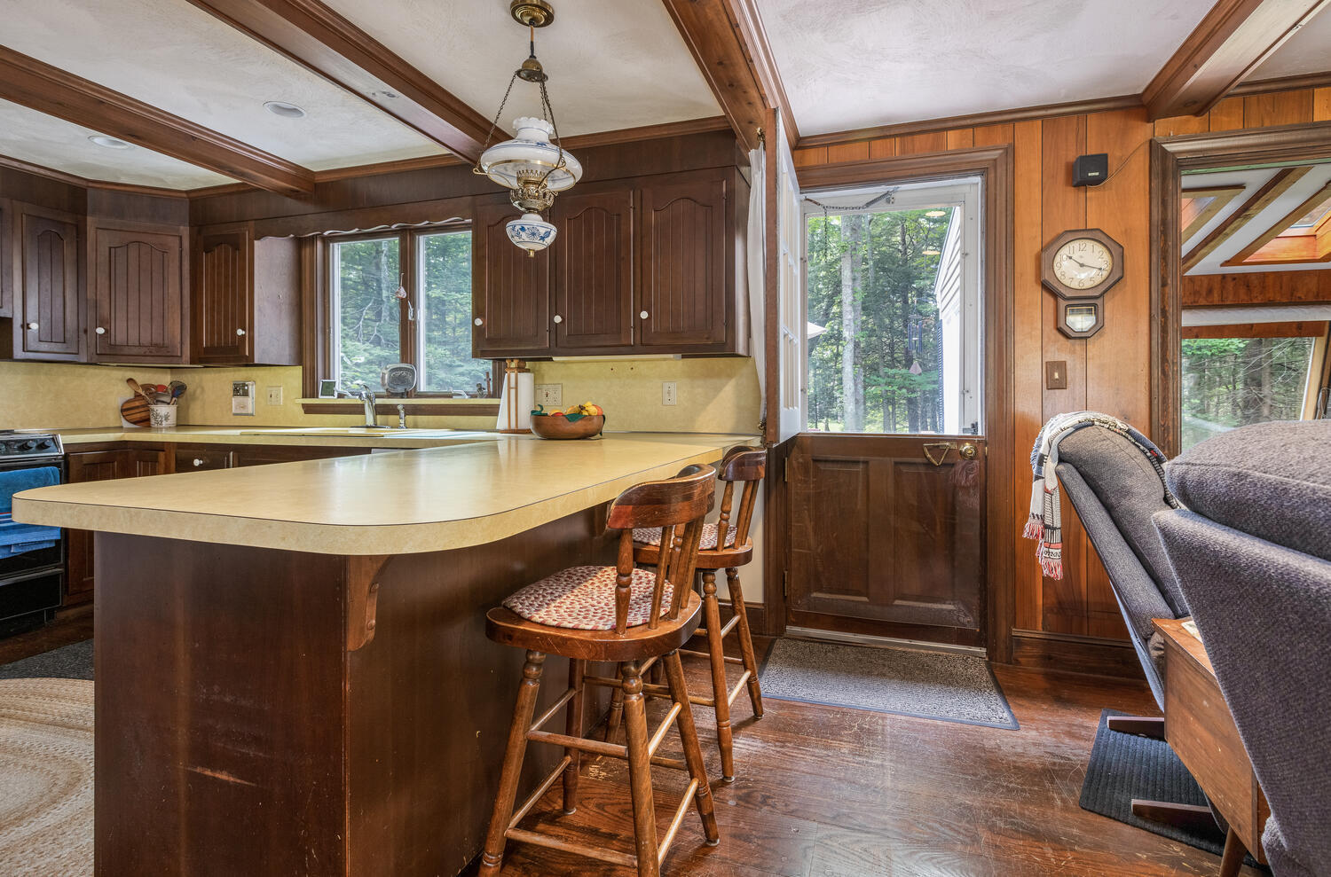 8 Pine Ridge Road Cumberland Foreside, ME 04110 - Photo 7 of 39 kitchen3