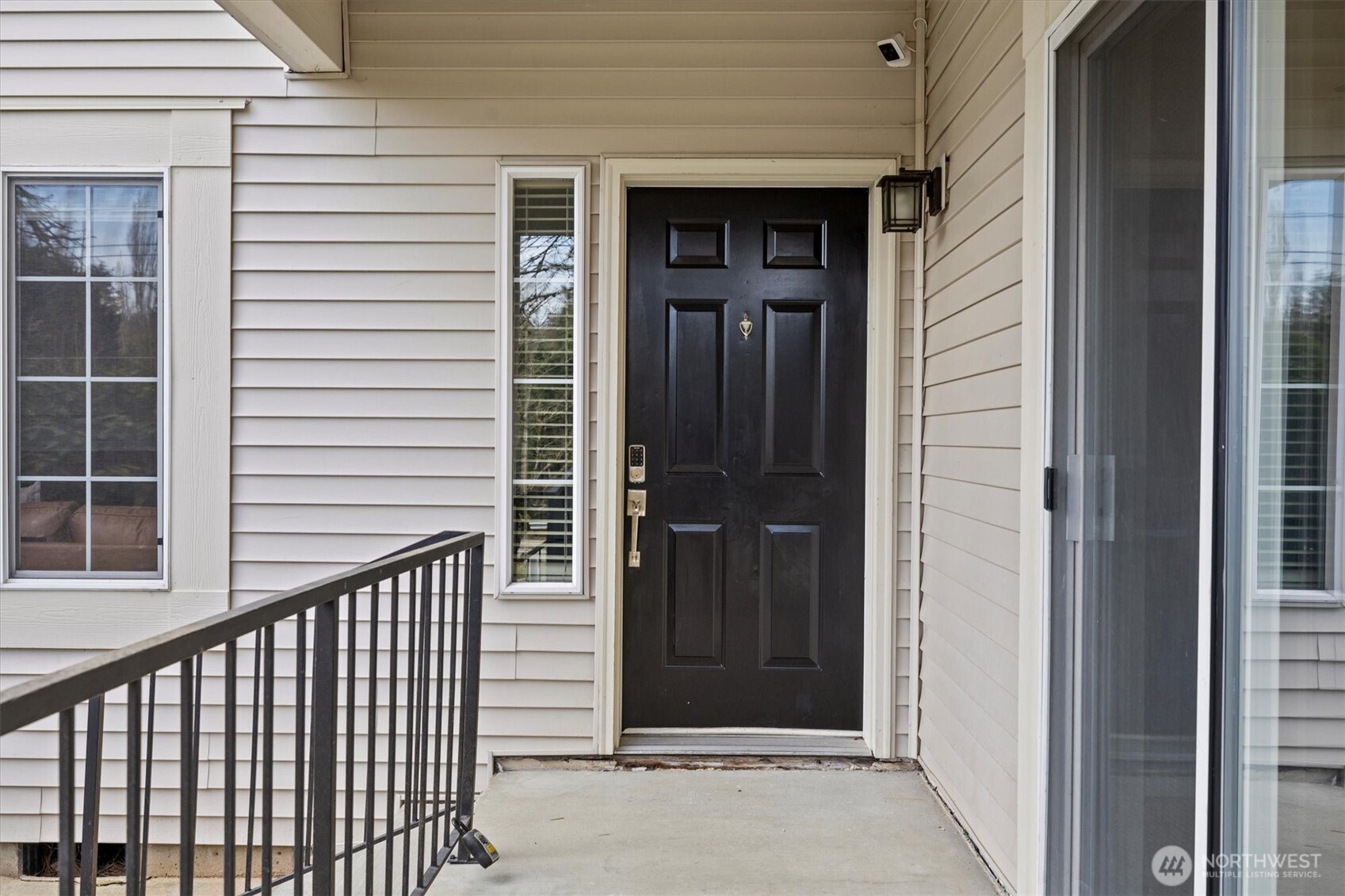 10909 Avondale Road Northeast, Unit C109 Redmond, WA 98052 - Photo 5 of 35 Gallery Image 5