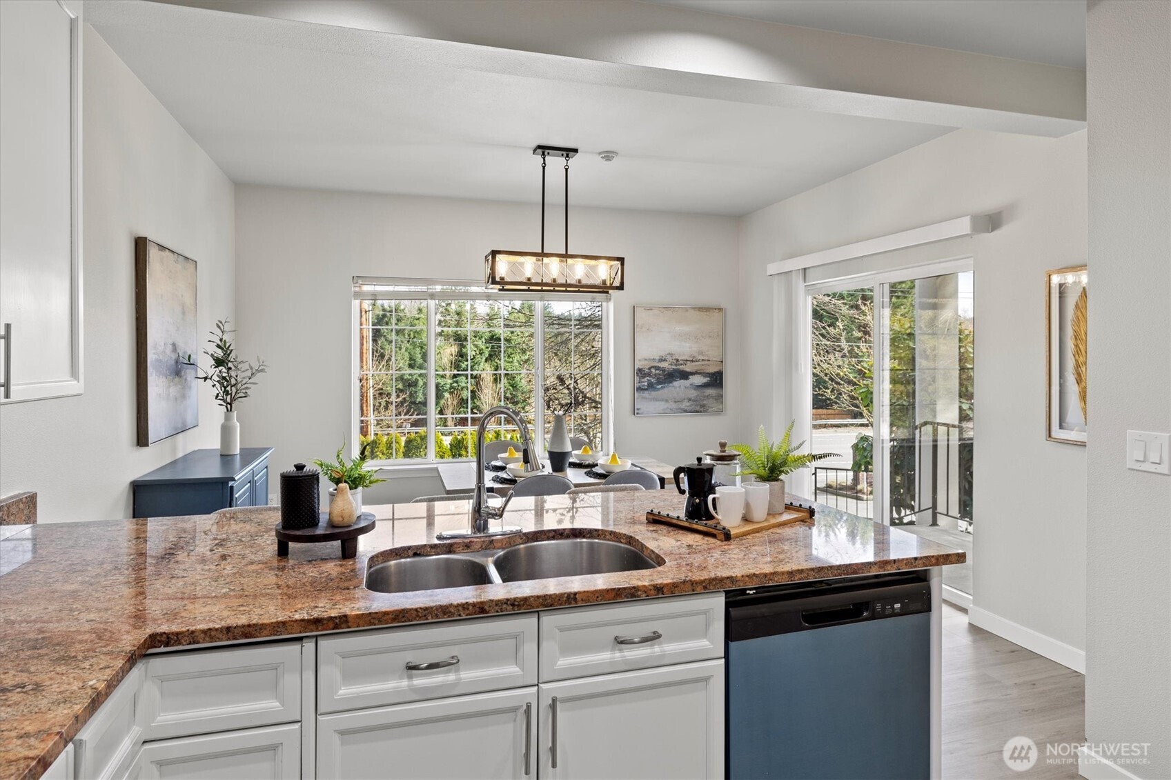 10909 Avondale Road Northeast, Unit C109 Redmond, WA 98052 - Photo 10 of 35 Gallery Image 10
