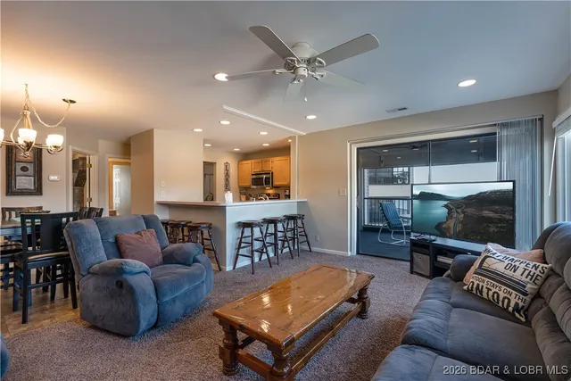 $319,000 | 68 Branch Road, Unit 321, Lake Ozark, MO 65049