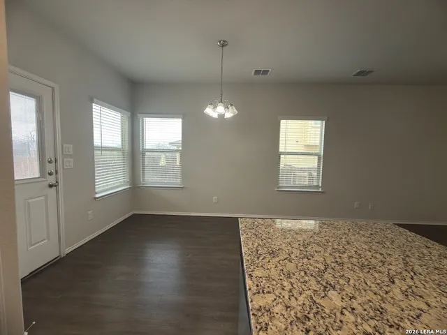 $1,575 | 5611 Rio Canyon, Unit 2, Converse, TX 78109