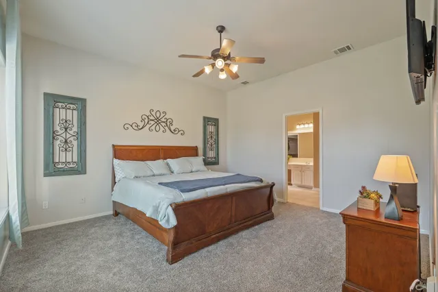 $430,000 | 19018 Rustling Ridge Drive, Tomball, TX 77377