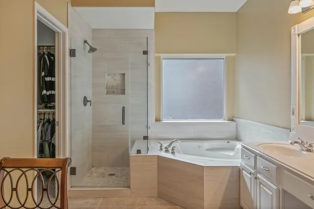 $430,000 | 19018 Rustling Ridge Drive, Tomball, TX 77377