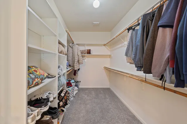 $430,000 | 19018 Rustling Ridge Drive, Tomball, TX 77377