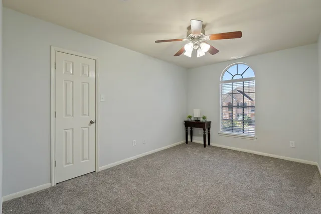 $430,000 | 19018 Rustling Ridge Drive, Tomball, TX 77377