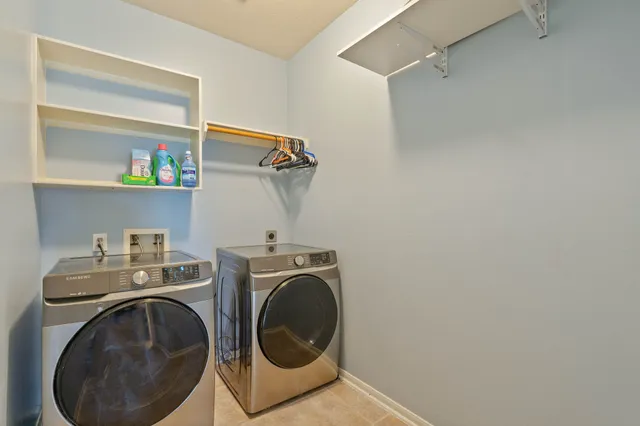 $430,000 | 19018 Rustling Ridge Drive, Tomball, TX 77377