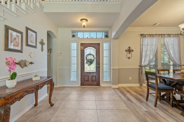 $430,000 | 19018 Rustling Ridge Drive, Tomball, TX 77377