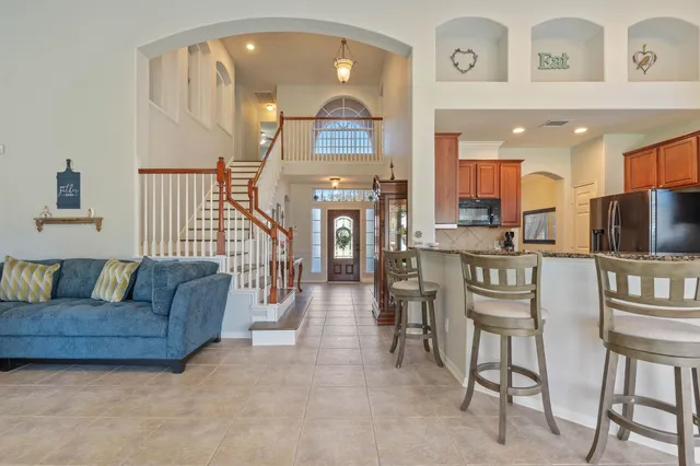 $430,000 | 19018 Rustling Ridge Drive, Tomball, TX 77377