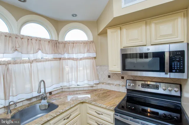 $3,000 | 1529 Margaret Court, Jamison, PA 18929