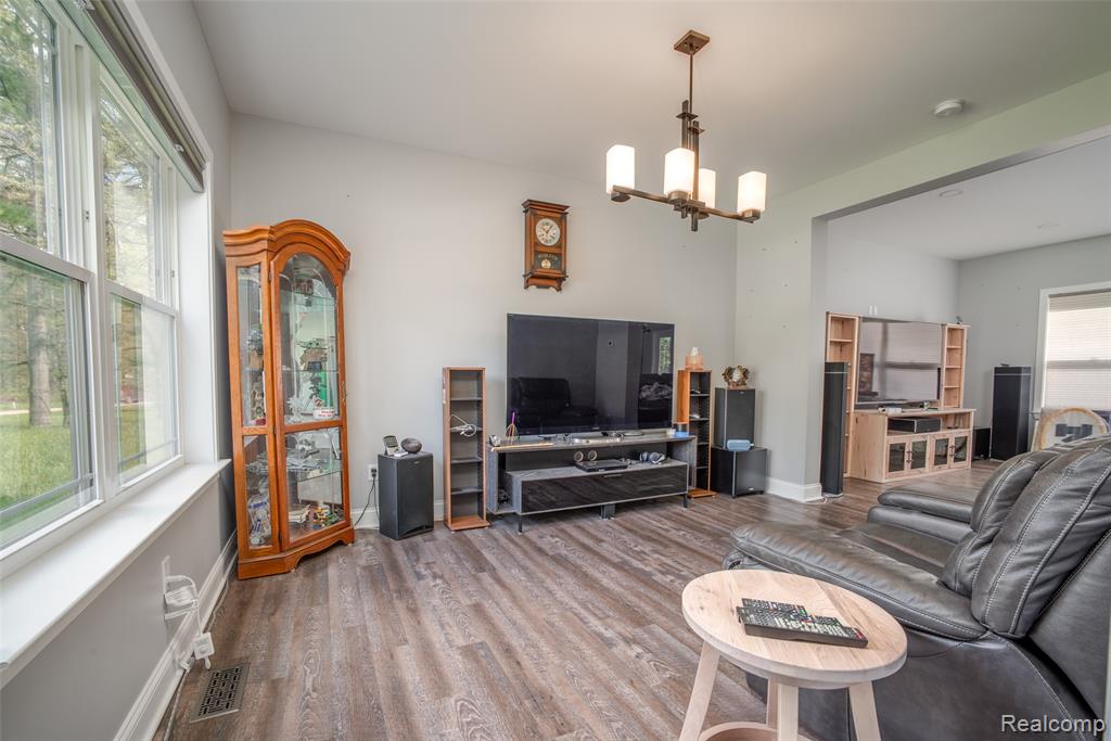 11913 Tuttle Hill Road Willis, MI 48191 - Photo 23 of 32