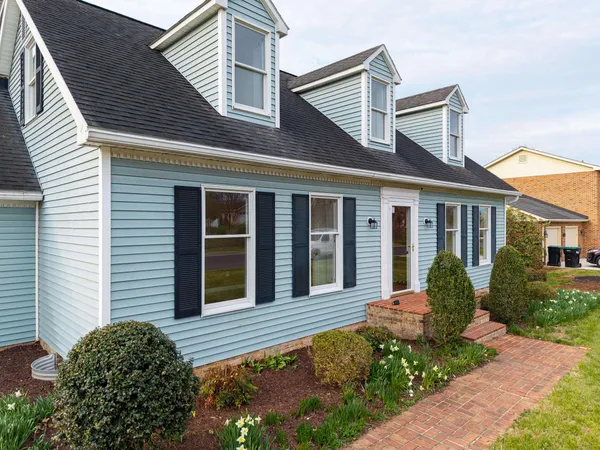 $489,900 | 110 Sunbright Drive, Bridgewater, VA 22812