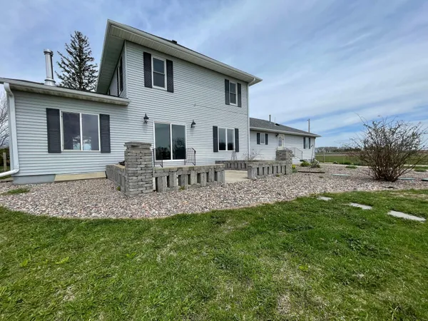 $549,900 | 27017 Dodge Mower Road, Sargeant, MN 55973