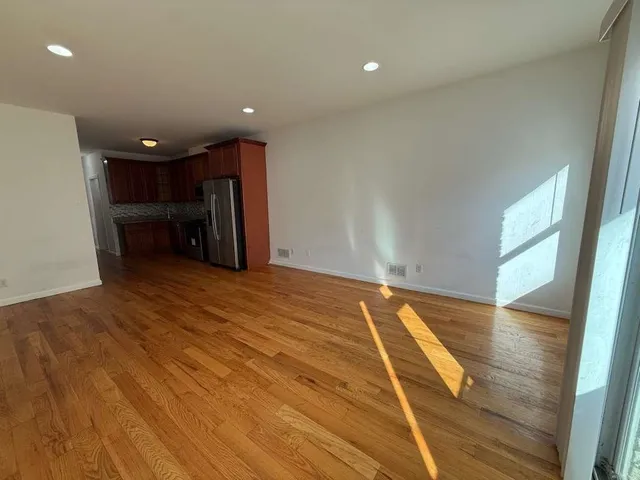 $3,500 | 33 Nelson Avenue, Jersey City, NJ 07307