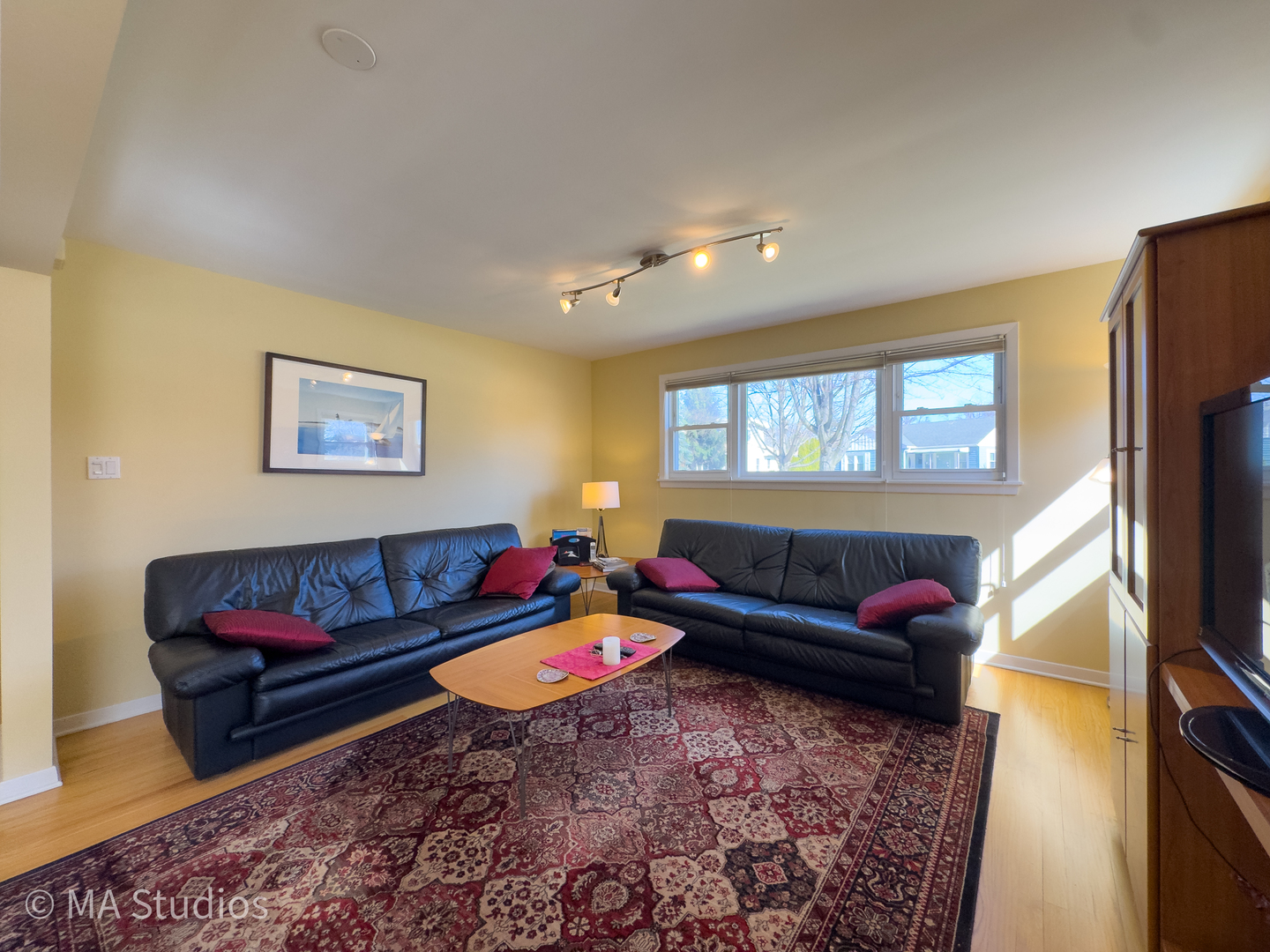 8912 Harms Road Morton Grove, IL 60053 - Photo 10 of 78
