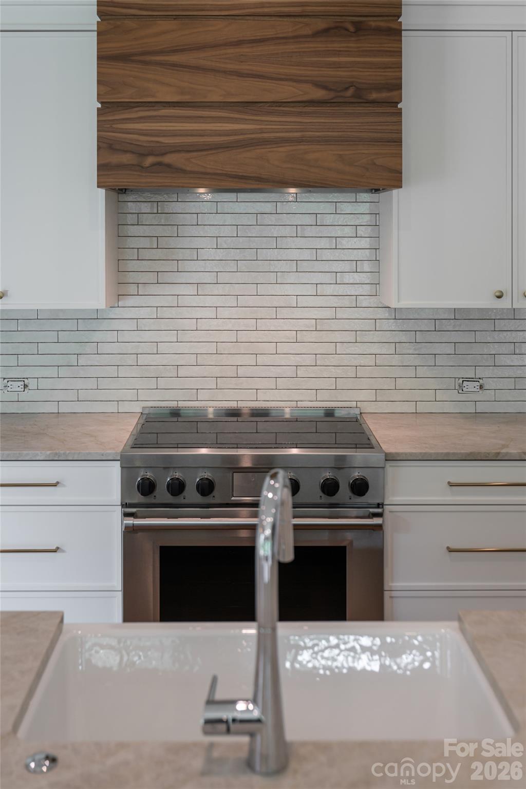 33 Busbee Road Asheville, NC 28803 - Photo 16 of 48 Gallery Image 16