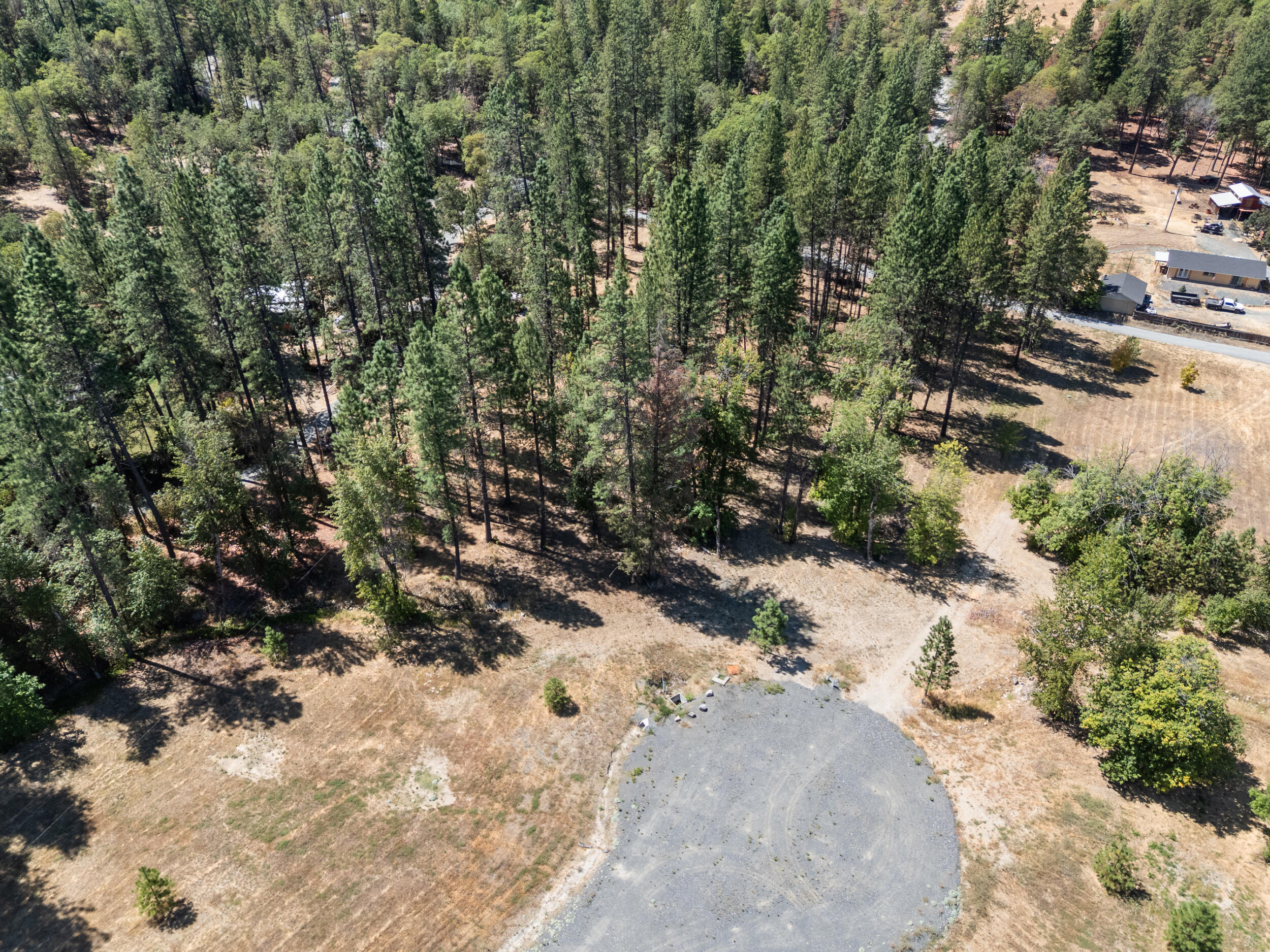 255 Deruyte Way Rogue River, OR 97537 - Photo 1 of 7 4697 e evans creek rd, rogue river-dr-20