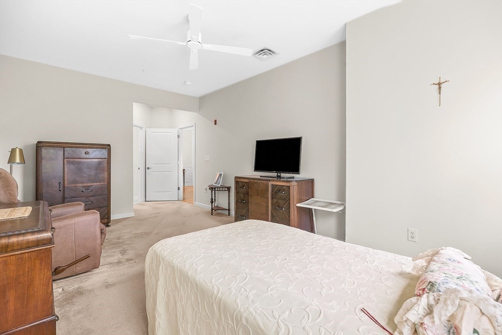 62 Abigail Way, Unit 1006 Reading, MA 01867 - Photo 18 of 32