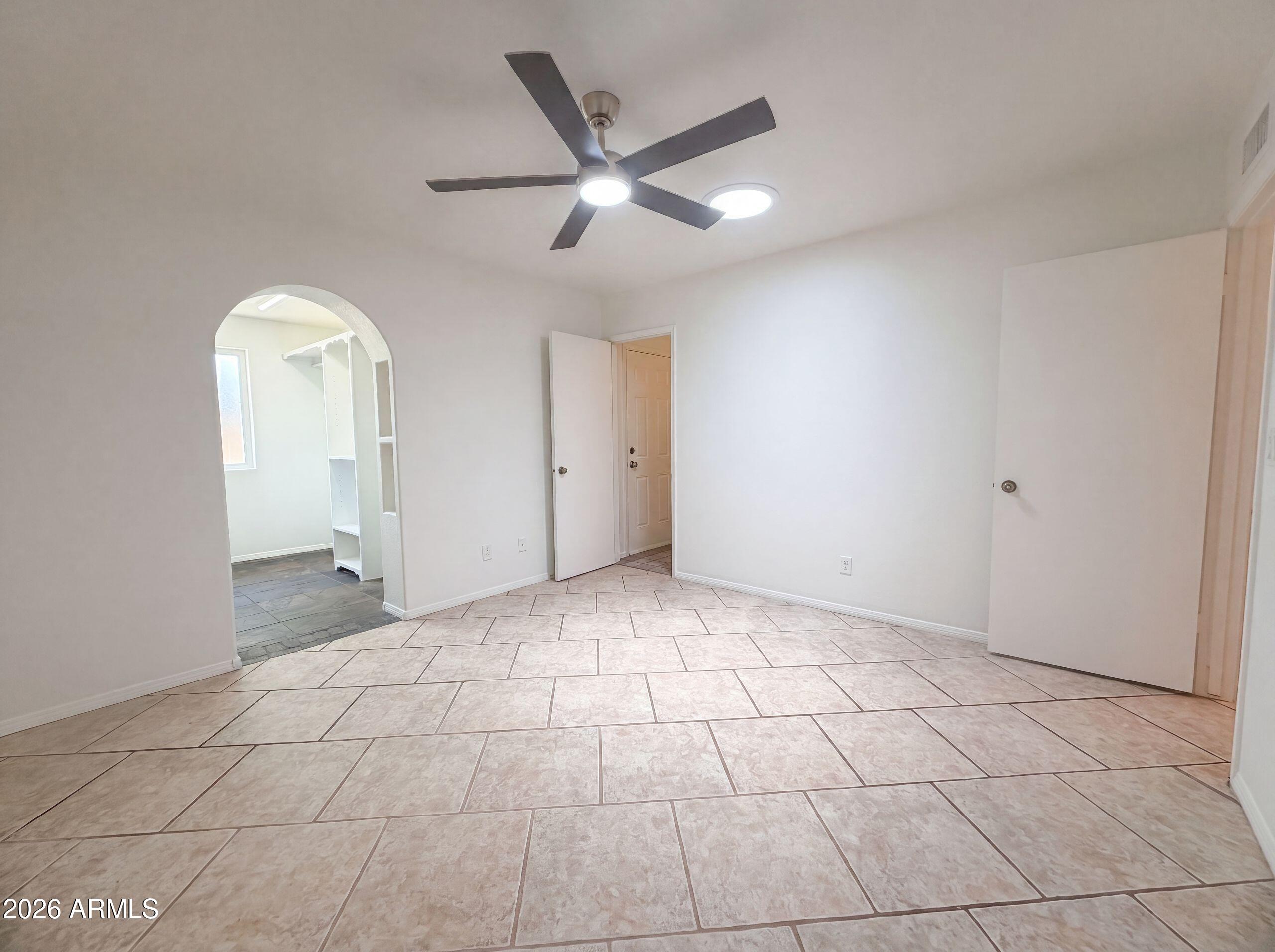 7519 East Ed Rice Avenue Mesa, AZ 85208 - Photo 4 of 17 listing_3