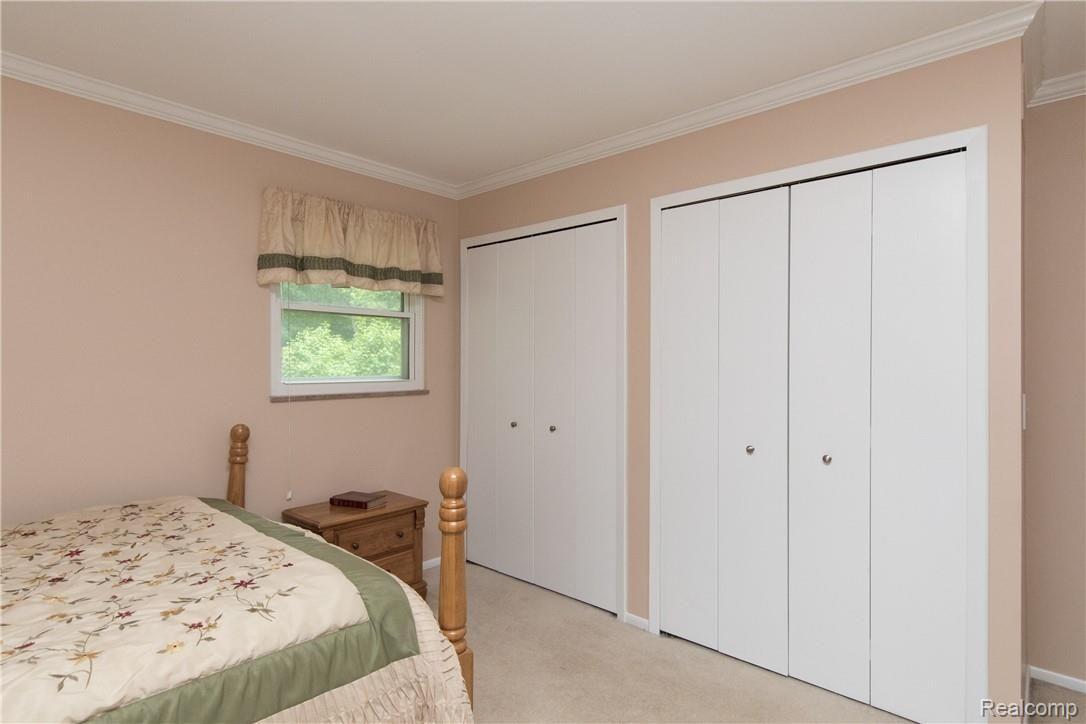 6805 Oakhill Road Clarkston, MI 48348 - Photo 32 of 75 Bedroom3-2.jpg