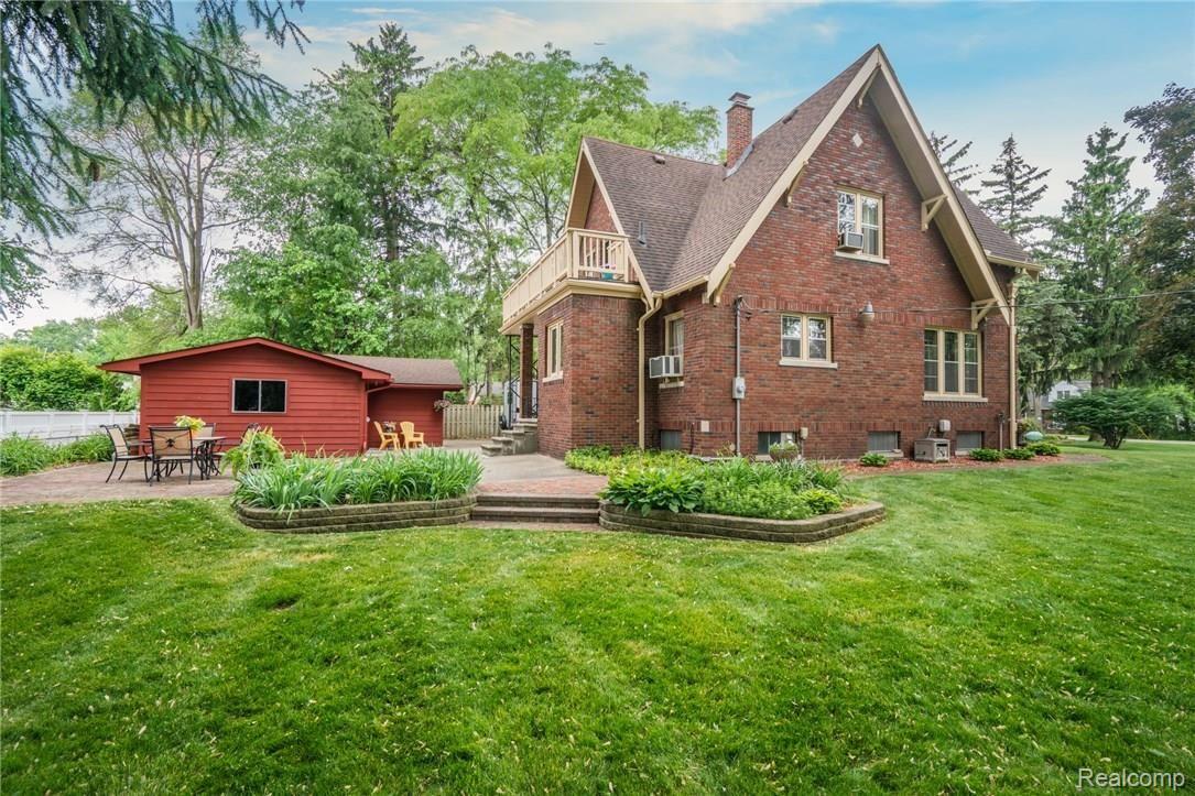 11306 Chicago Road Warren, MI 48093 - Photo 4 of 45 Chicago-4.jpg
