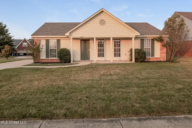 $1,575 | 10696 Pecan View Drive, Olive Branch, MS 38654