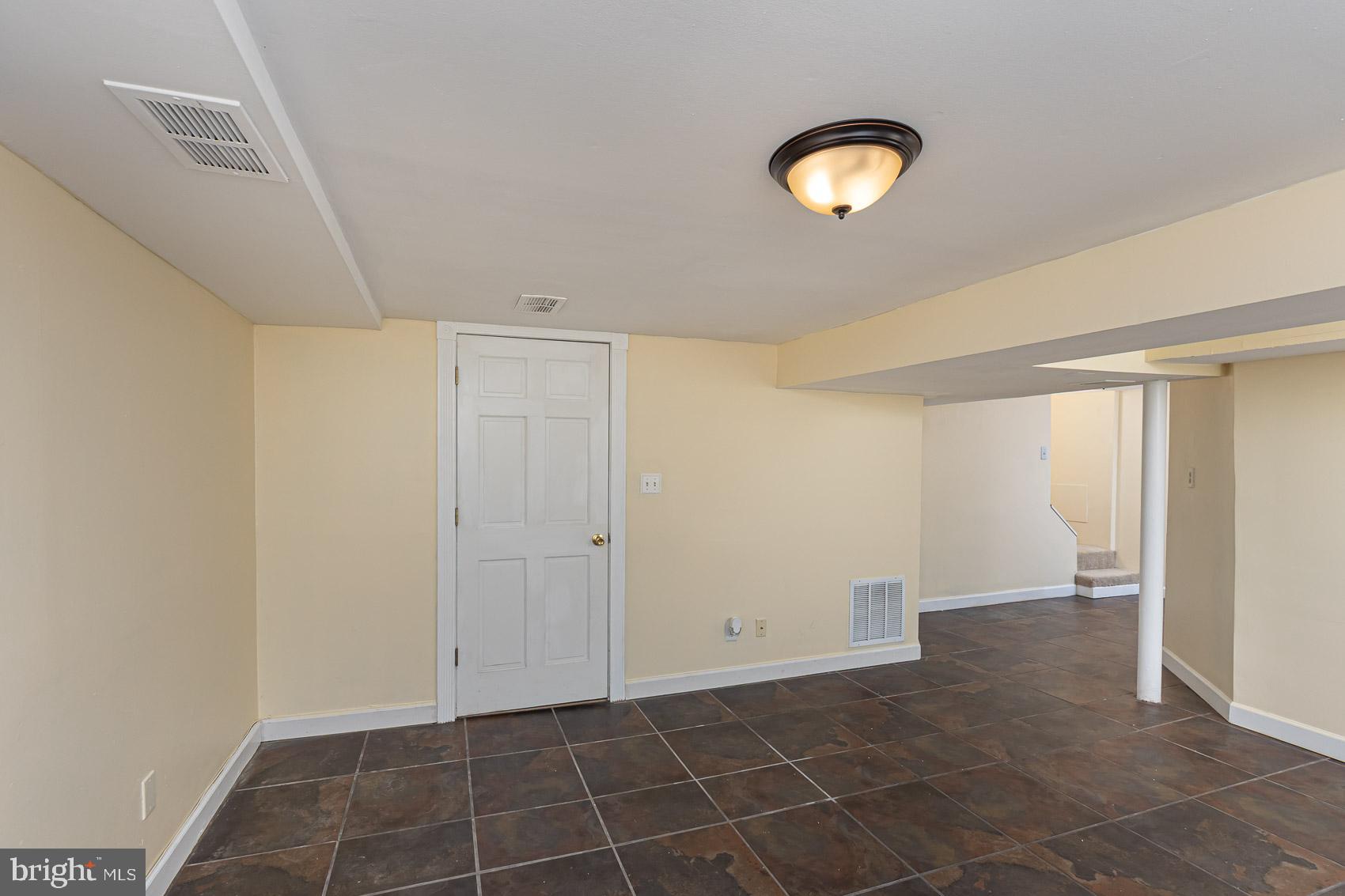 1809 Northbourne Road Baltimore, MD 21239 - Photo 34 of 43 a view of an empty room