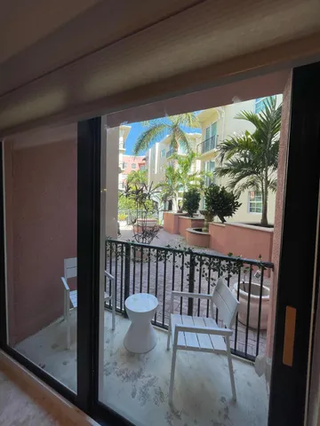 $4,400 | 225 Northeast 1st Street, Unit 203, Delray Beach, FL 33444