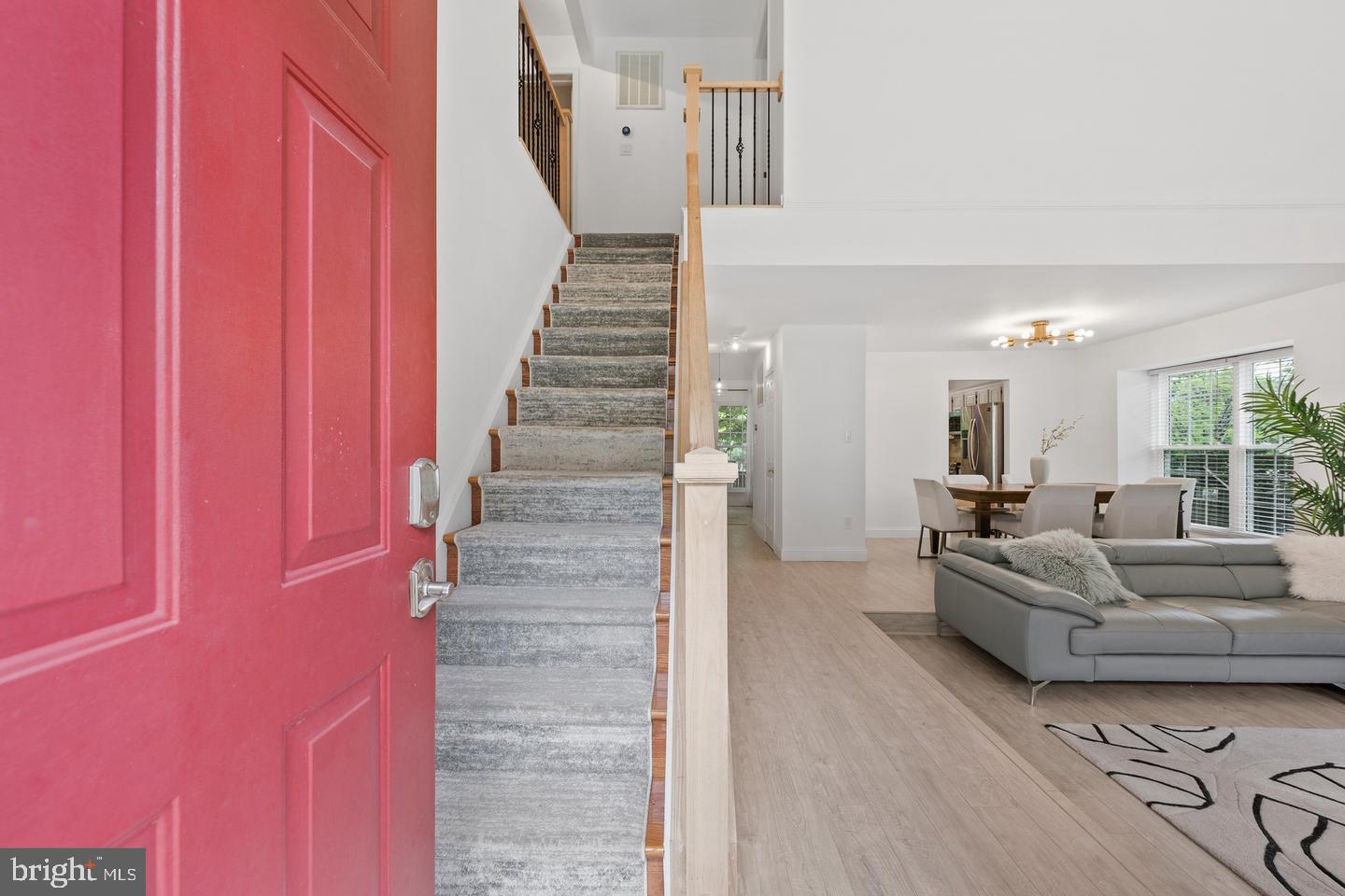 9030 Chestnut Ridge Road Fairfax Station, VA 22039 - Photo 4 of 48 Gallery Image 4