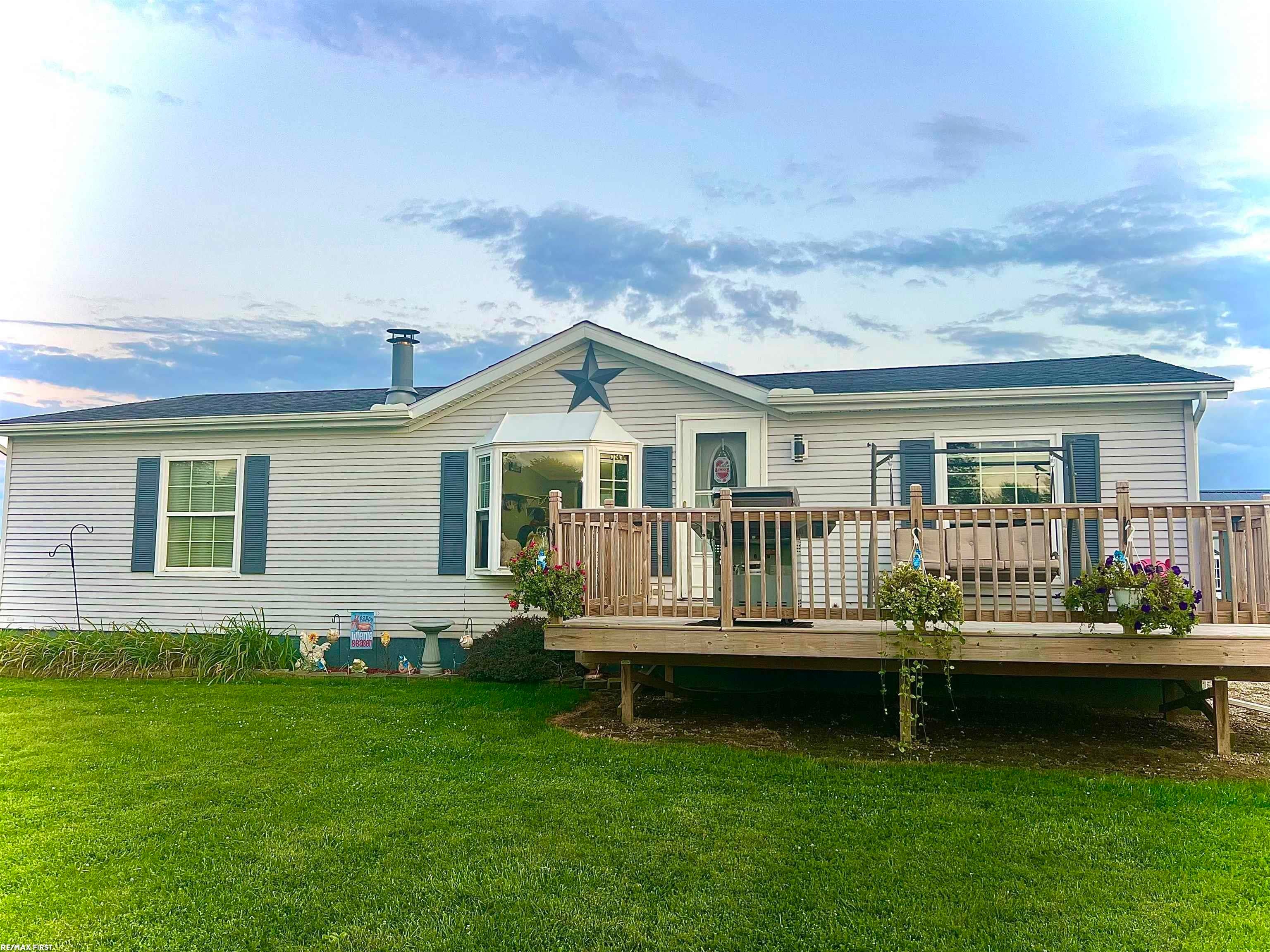 9551 Imlay City Road Avoca, MI 48006 - Photo 1 of 8 Gallery Image 1