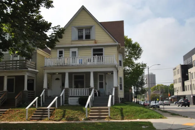 $429,000 | 2865 North Cramer Street, Unit 2867, Milwaukee, WI 53211