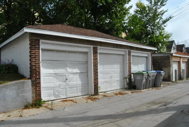 $429,000 | 2865 North Cramer Street, Unit 2867, Milwaukee, WI 53211