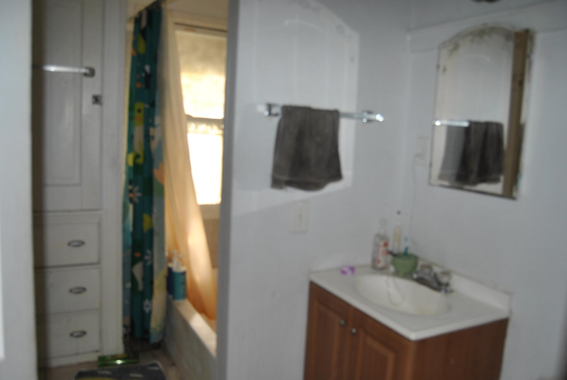 2865 North Cramer Street, Unit 2867 Milwaukee, WI 53211 - Photo 5 of 13 DSC_0394